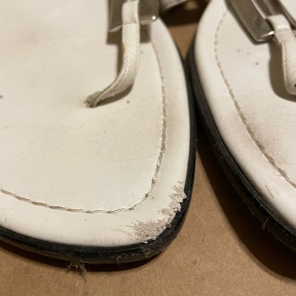 Stuart Weitzman White Leather Sandals USED - Picture 6 of 7